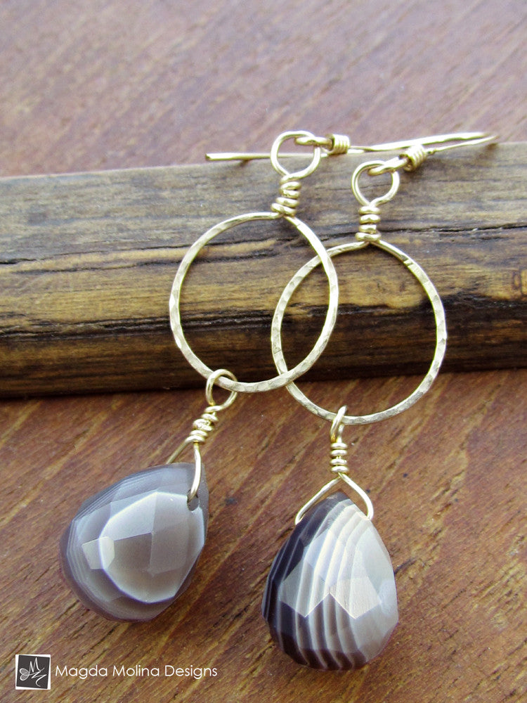 The Delicate Hammered Gold Ring And Faceted Agate Drop Earrings