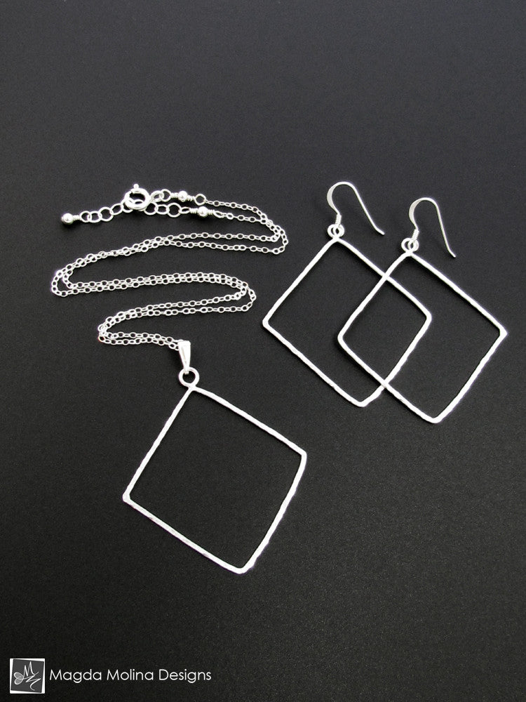 Set: Hammered Silver Diamonds Necklace and Earrings