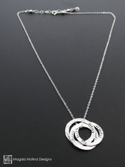 The Personalized Intertwined Hammered Silver Rings Family (or Friends) Necklace